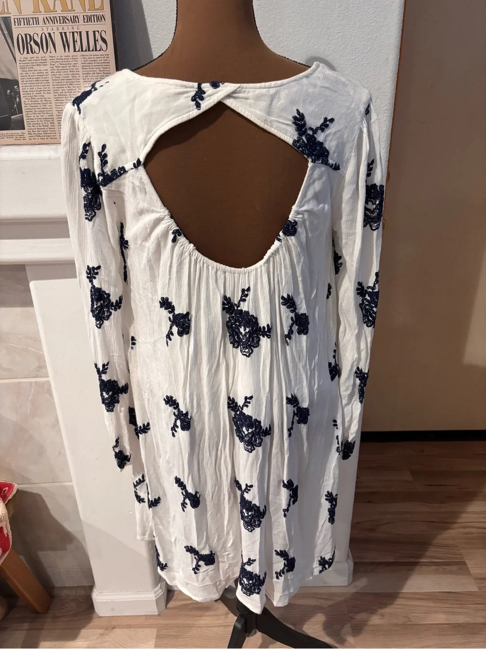 Free People Emma Embroidered Floral Peasant Babydoll Mini Dress w/Pockets Size S - Picture 10 of 16